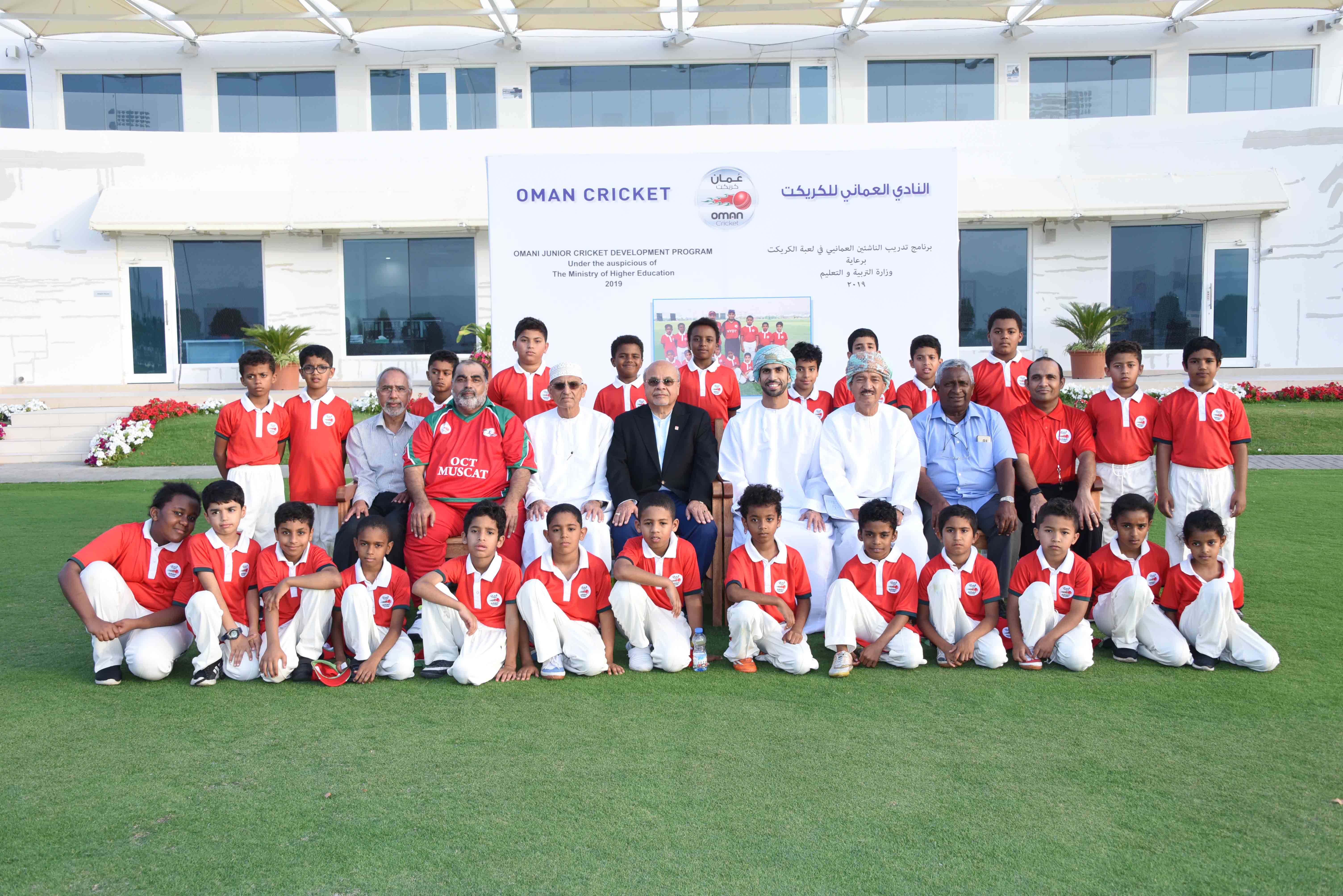 Omani junior players with OC officials at OCA